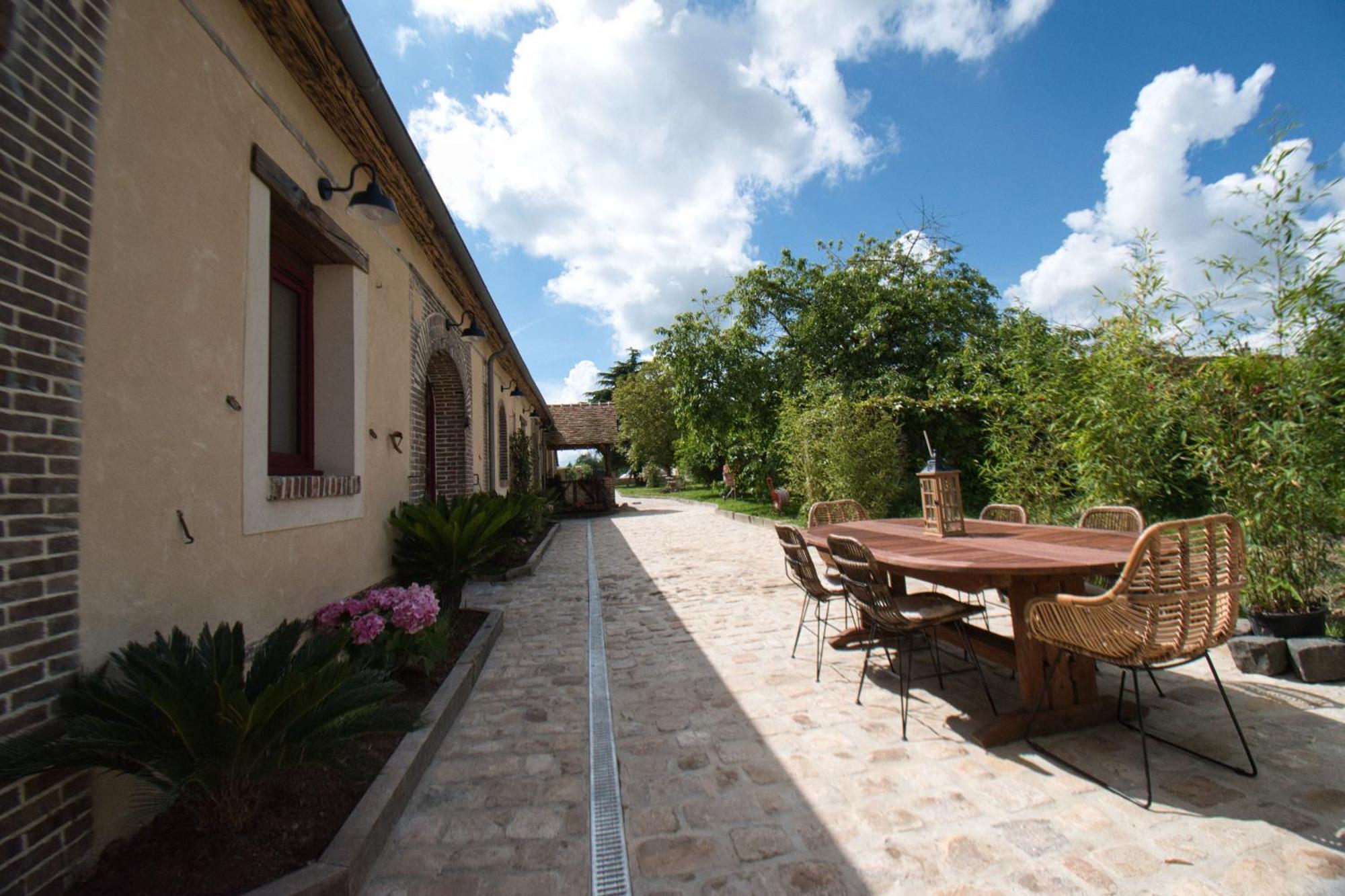 Le Relais Des Caleches - La Chaleureuse Bed and Breakfast Bu (Eure-et-Loir) Exterior foto